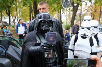 Вот повседневная жизнь Дарта Вейдера:



Когда же они его наконец президентом изберут?)))