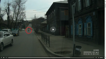 Соглашусь с третьим пунктом. Это не в третьих,а во-первых и самое главное. Собственно то,что ты и хотел сказать. Всё верно. А остальное-это пдд и рекомендации,на которые пешеходам накакАть. К тому же,как я понимаю,воспитанием детей там не занимаются. Вот ещё один кандидат. Ни этот,так другой прилетел бы с правой стороны: