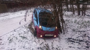 i-miev разгоняется за 10 секунд и порвет с места любую машину из этого перечня, ну и казусы соответственно случаются