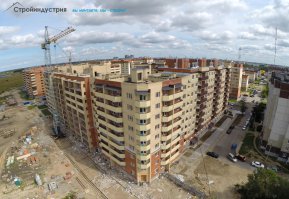 Какие совдеповские? Вот новые, и вокруг еще дальше застроили. Где там парковки вообще?