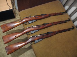 ну и последний штришок, фон ничего не напоминает? да и карабины очень похожи, а теперь смотрим шо написано в обьяве

надеюсь так Вас убедил?