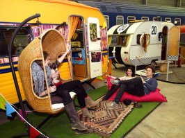 Не отель, а лишь хостел, но тоже прикольно. BaseCamp Young Hostel Bonn