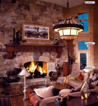 Реальных каминов здесь мало, печи это не печи, а в основном мангалы какие-то, новоделы. Мне больше по нраву вот такие произведения строительного искусства, но и нас их, почему-то, не делают -