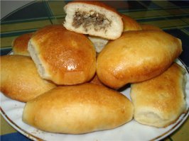 Пирожки с мясом вот это тема... хотя и с капустой тоже пойдёт))))))))