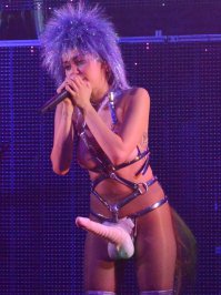  Самые красивые девушки Instagram по версии робота