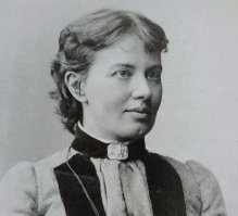 Софья Васильевна Ковалевская. Профессор математики.
Красива и умна? Бесспорно!
