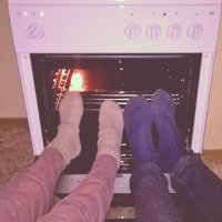 Некоторые олигархи как раз начинали с этого ... инструкция как избавиться от конкурентов.