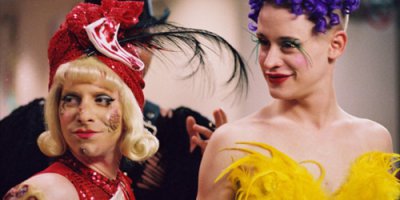 Говорят, что сыгранный Калкиным персонаж в фильме Party Monsters очень похож на самого актера в свободное время) В том смысле, что он часто тусит и употребляет.