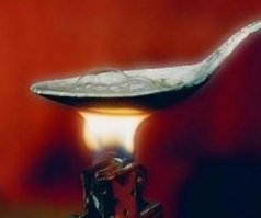 13 способов сделать красивый макияж с помощью ложки