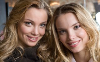 Еще хочу добавить двух сестер Анрнтгольц