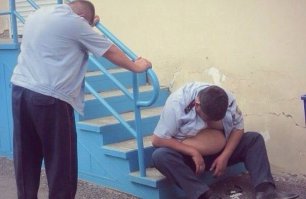 Устали хлопцы вести неравный бой