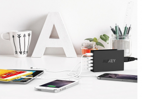 на одном известном сайте продают замену первой фото. ничего изобретать не надо. китайцы уже все сделали за нас. смотрится намного аккуратнее чем коробка.
по остальным тоже можно поспорить, но тупо постить иностранцев....
может кто то свое, сделанное своими руками запостит ?