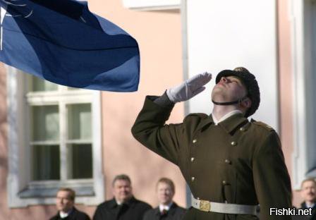 Эстонцы, <span style='color:gray'>[мат]</span>, гордый народ!
Трепещщет Мир, и стонут враги от коликах в животе ухахатываясь на полу до слёз.