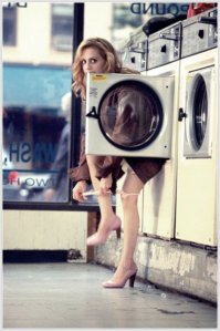 это Бриттани Мерфи чтоли???