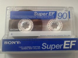 учитывая отсутствие фирменного винила записывал всегда в нескольких экземплярах - одну кассету для коллекции, остальные для (как сейчас говорят) тусовки, осталась одна с Чилийскими перцами-Blood Shugar Sex Magik