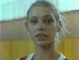 Автор! Ну КАК можно было забыть "День радио"?
А "Выше Радуги" - шедевр на всю жизнь! Оля Машная тогда была...