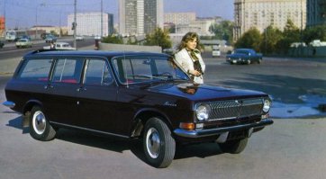 ... из 24 ых. только универсал до сих пор может иметь интерес для кастомайзеров и реконструкторов :) Видел недавно на улице, сзади сарай на трех спальную кровать