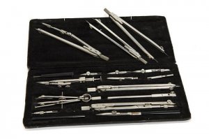 это называется готовальня