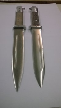 Я тут, недавно, то же пару свиноколов сваял.))) "На коленке". Думаю, для первого раза получилось норм.)))
И не надо мне рассказывать про статью о изготовлении холодного оружия. Я в курсе.