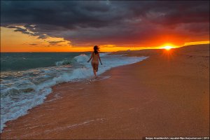 Точно!
Жалко, что не навстречу бежит