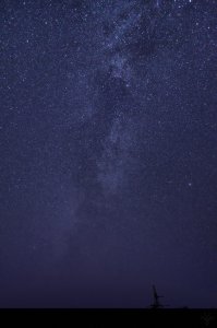 Вот, на том же форуме. Снято при настройках, цитирую: "Никон д3100, ф3.5, 30сек, исо 3200, кит 18-55. Бердянск. В поле"