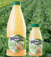 А также баня с вениками, даже слово означающее мытье в бане (pērties)и порка (pēriens) имеет один корень. И пасхальные яйца, квас и березовый сок. Даже более, рассол в бутылках имеется. Правда капустный, он гораздо популярней и является очень старой традицией Рижского рынка.