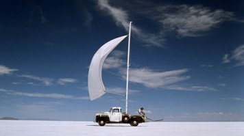 «Ветер». Хоть не особо сражение... но сам фильм классный. На мой взгляд это пока лучший фильм про парусный спорт.