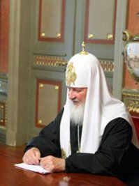 Праздник в отражении: уникальные свадебные снимки фотографа-самоучки 