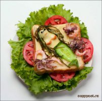 В смысле под белое или под красное? К русалочке заказываем водку.