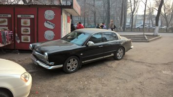 Недавно наткнулся в городе на такое вот чудо)))