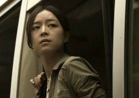 Землетрясение сильный фильм. Скорее драма, чем фильм катастрофа (там только в начале). Игра актеров очень сильная, у и Чжан Цзинчу особенно понравилось.