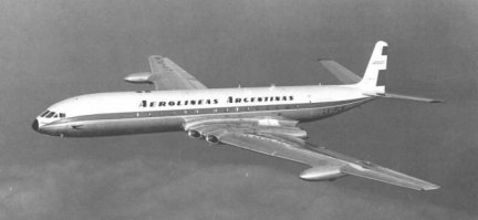 Что то этот Nimrod уж больно похож на Komet начала 50х.