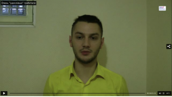 Вот этот "директор". По ссылке его "интервью". Сказочный долбо#б