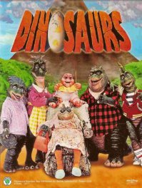 Альф, дорогой сердцу,очень милый и смешной сериал. Смотрели с дочерью запоем, каждый вечер. А опосля шёл тоже очень рульный, со своим специфическим юмором сериал "Динозаврики", тоже прикольные воспоминания,девяностые...