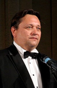 родной голос автора и создателя Пола Фиско, а вот наша озвучка ... Александр Клюквин