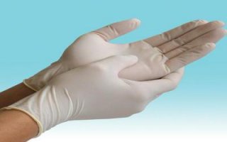 Без этого даже не прикоснулся бы. Неизвестно где он побывал.