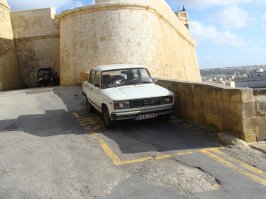 На Мальте встретил: праворульная семёрка