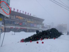 И вот она, нарядная, на праздник к нам пришла