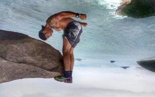 А так Скалолаз Луис Фернандо держит прямой угол