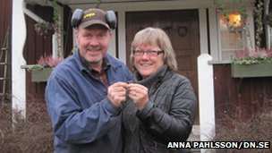 Вы не одиноки в своем везении :).
Найти обручальное кольцо через 16 лет помогла морковка