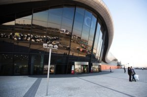 тоже мне новость, в Краснодаре возле аэропорта "ОЗ" хрен знает когда построили...
