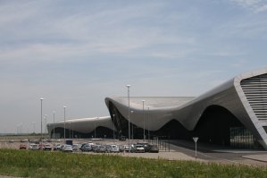 тоже мне новость, в Краснодаре возле аэропорта "ОЗ" хрен знает когда построили...