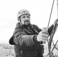 Есть верёвка (4 метра) Так что подайте оту хреновину с ручкой