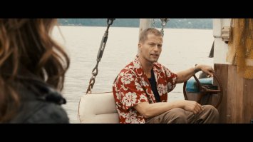 не знаю. многие хаяли, но я с удовольствием посмотрел: