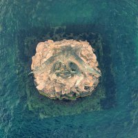 Памятник затопленным кораблям в Севастотполе