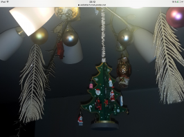 Кто тут про люстру то?