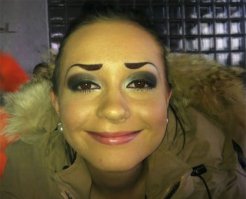 Иногда лучше бы без бровей