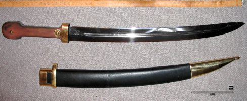 Сабля, как и меч оружие конного воина. Единственное что ещё как абордажное оружие себя показала. А вот попытка внедрить её укороченный вариант в пехоте себя не оправдал. Перешли на бебут.