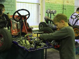 У меня в детстве вот такой примерно был мир без интернета