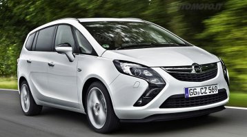 Лада Икс-Рэй. Знакомство